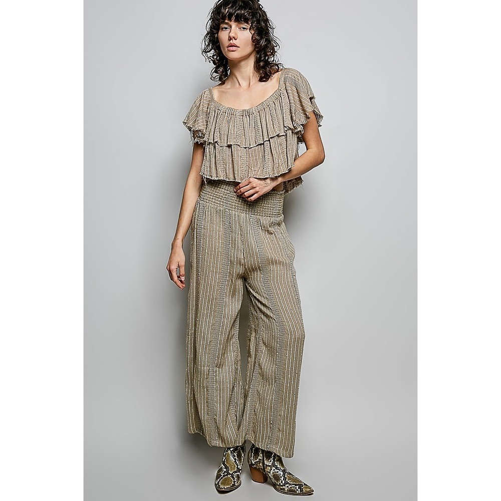 POL Off-Shoulder Ruffle‎ Crop Top - Medium - Picture 6 of 6